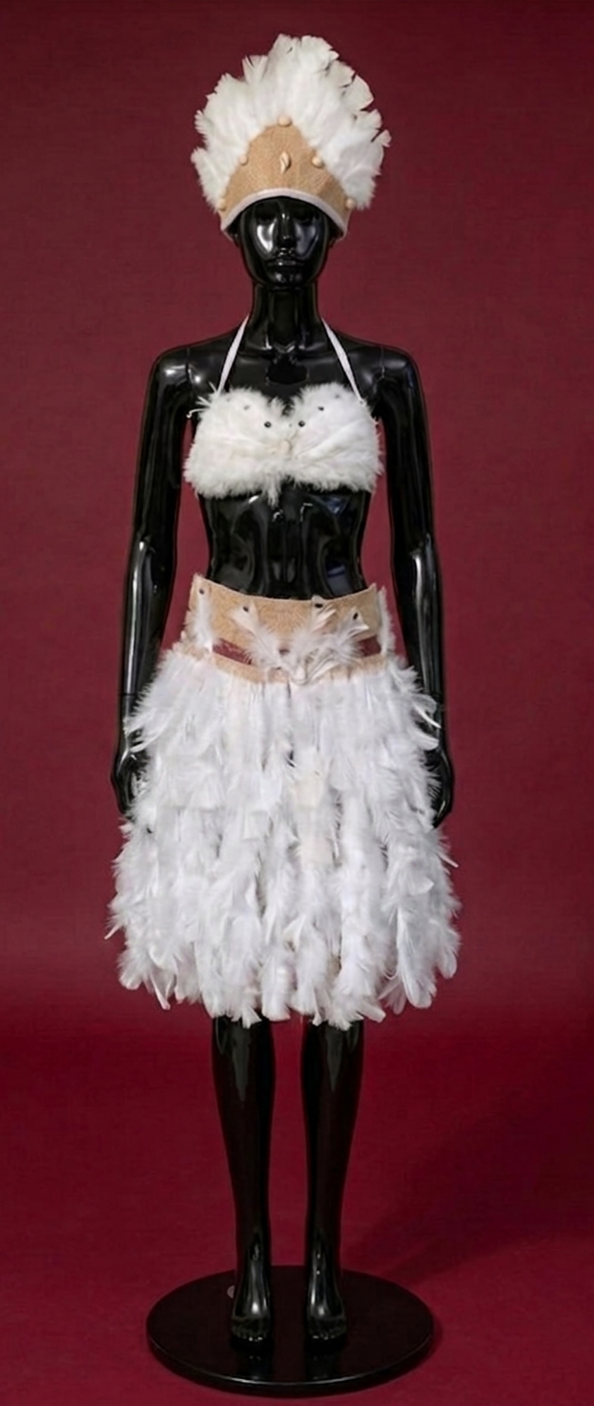 Pascuense Adulta con el doble de Plumas